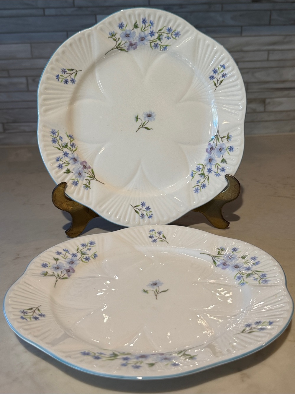 Shelley Blue Rock Dainty Shape 8" salad plates set of 2